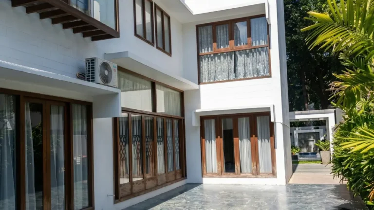 6-bhk-independent-bungalow-in-mrc-nagar-6